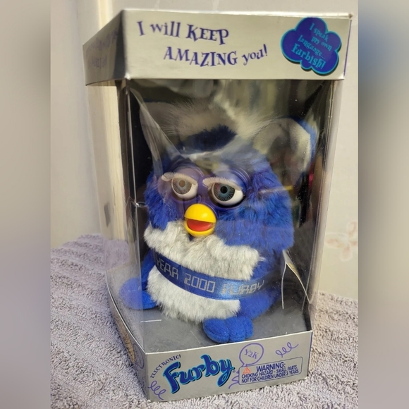 Original 1999 Millennium Blue Edition  - Furby w/ Blue Eyes - Never Opened! - Picture 3 of 7
